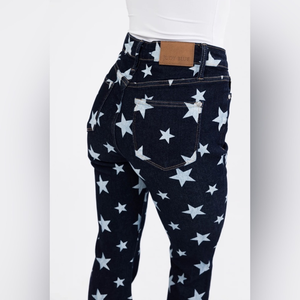 Judy blue dark denim star flares size 3/26 - Picture 4 of 5
